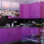 кухня в фиолетовых тонах