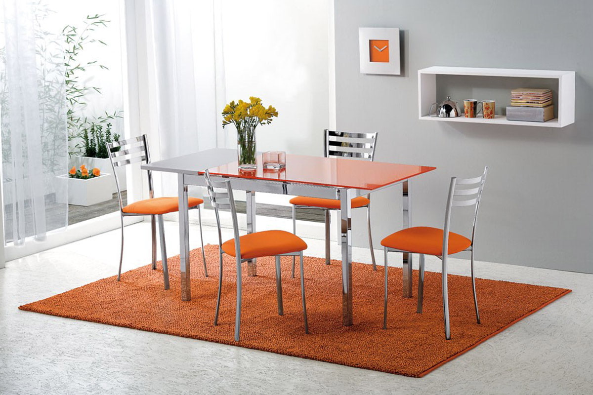Кухонные столы саранск. Стол на кухню. Стол оранжевый кухонный. Оранжевый стол для кухни. Столы и стулья для кухни.