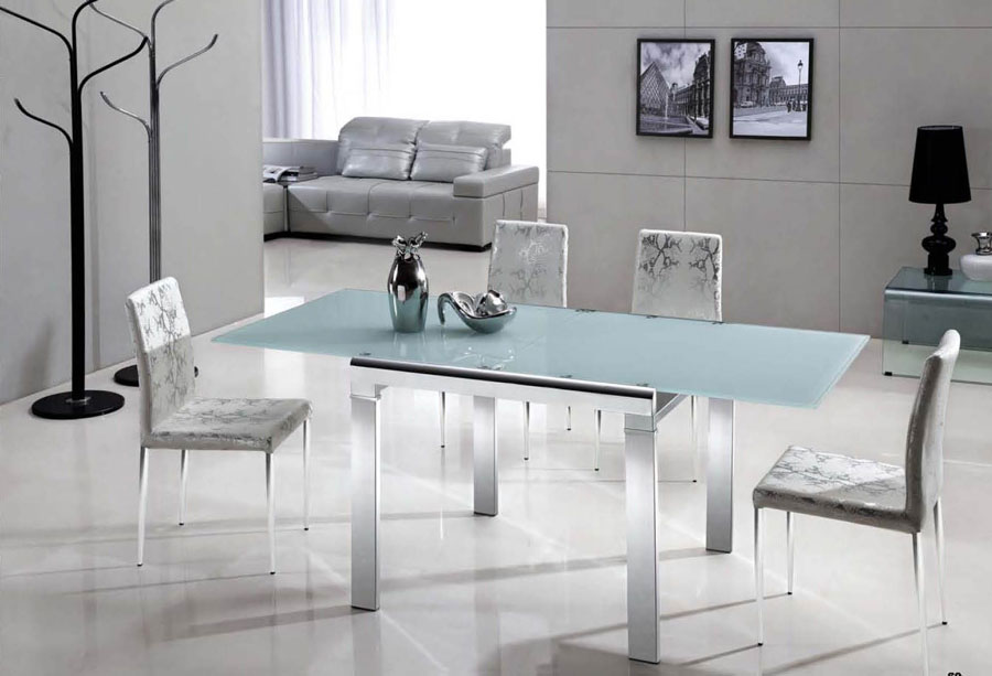 Матовые кухонные столы. Стеклянный стол Burano c418c07. Стол обеденный стеклянный. Обеденный стол из матового стекла. Стол с матовым стеклом.