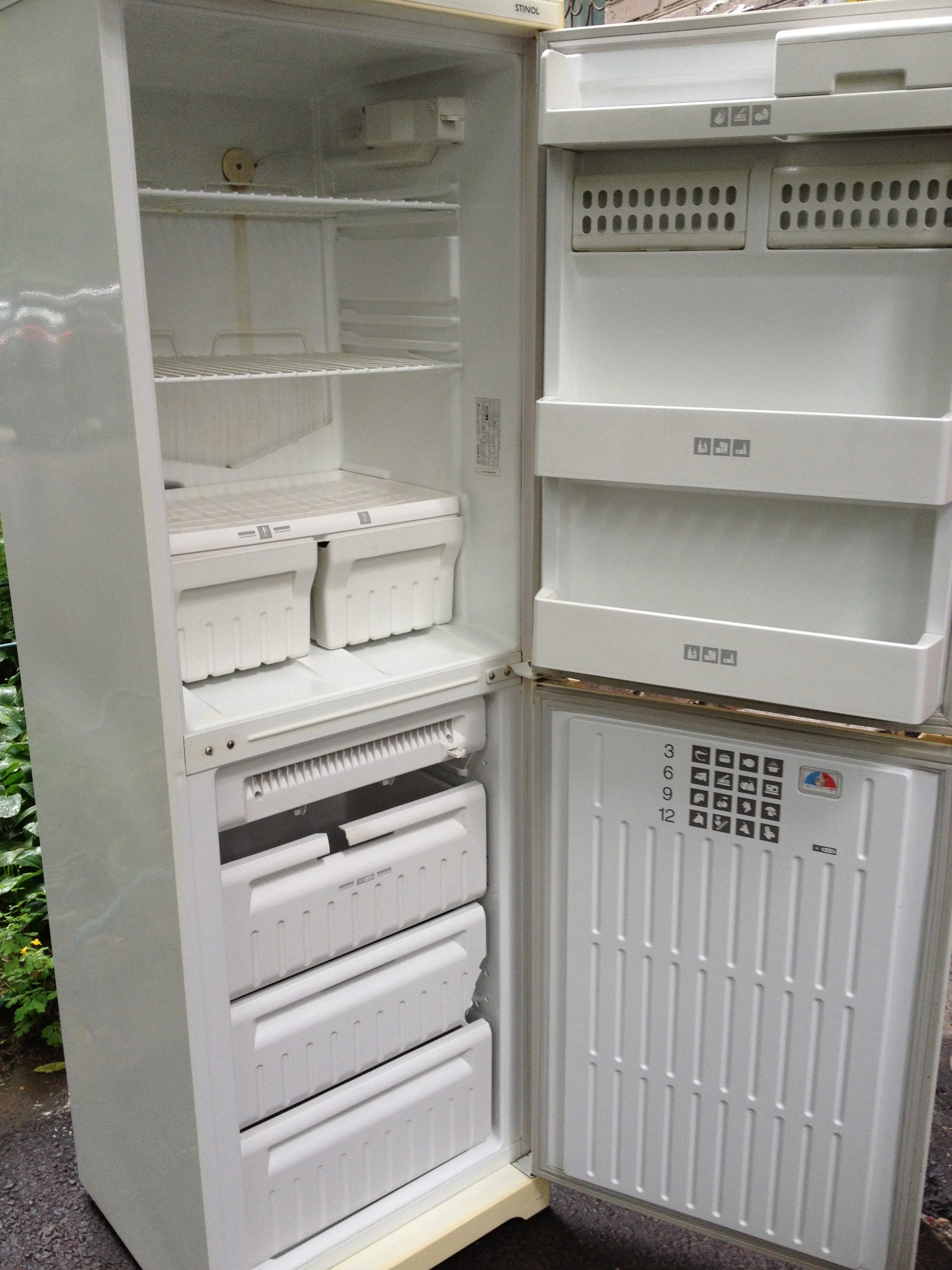 холодильник Стинол